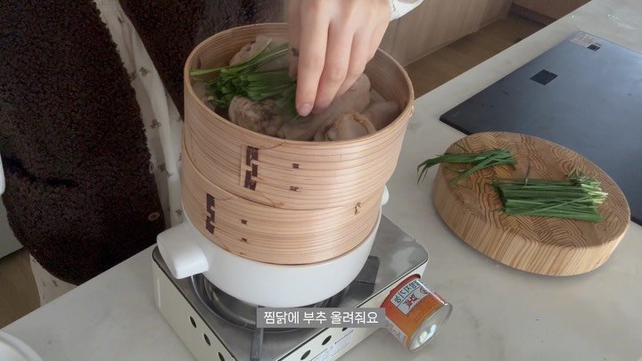 tayevenight 게시물 이미지: 이번 영상은 한 주 조금 넘게(?) 담아본 브이로그..
감기 (?) 독감(?)...