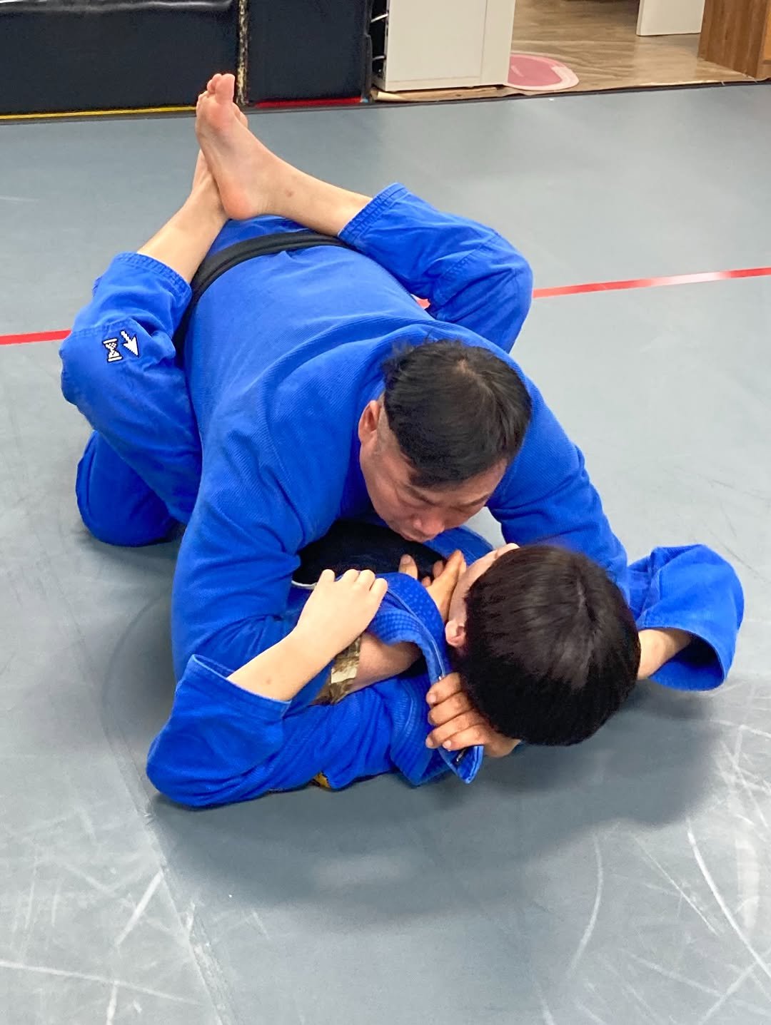 Photo by 포천 팀스트라이크 주짓수 킥복싱 호신술 on December 17, 2025. May be an image of mat and text.