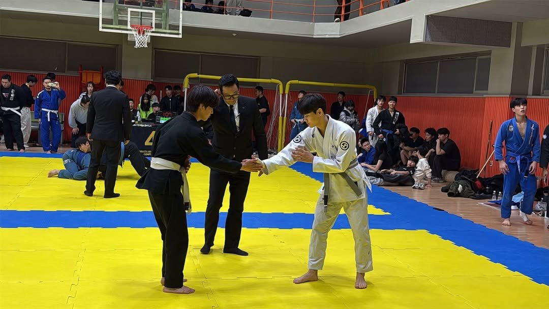 Photo shared by 포천 팀스트라이크 주짓수 킥복싱 호신술 on March 15, 2026 tagging @jj.hy110. May be an image of belt and text.