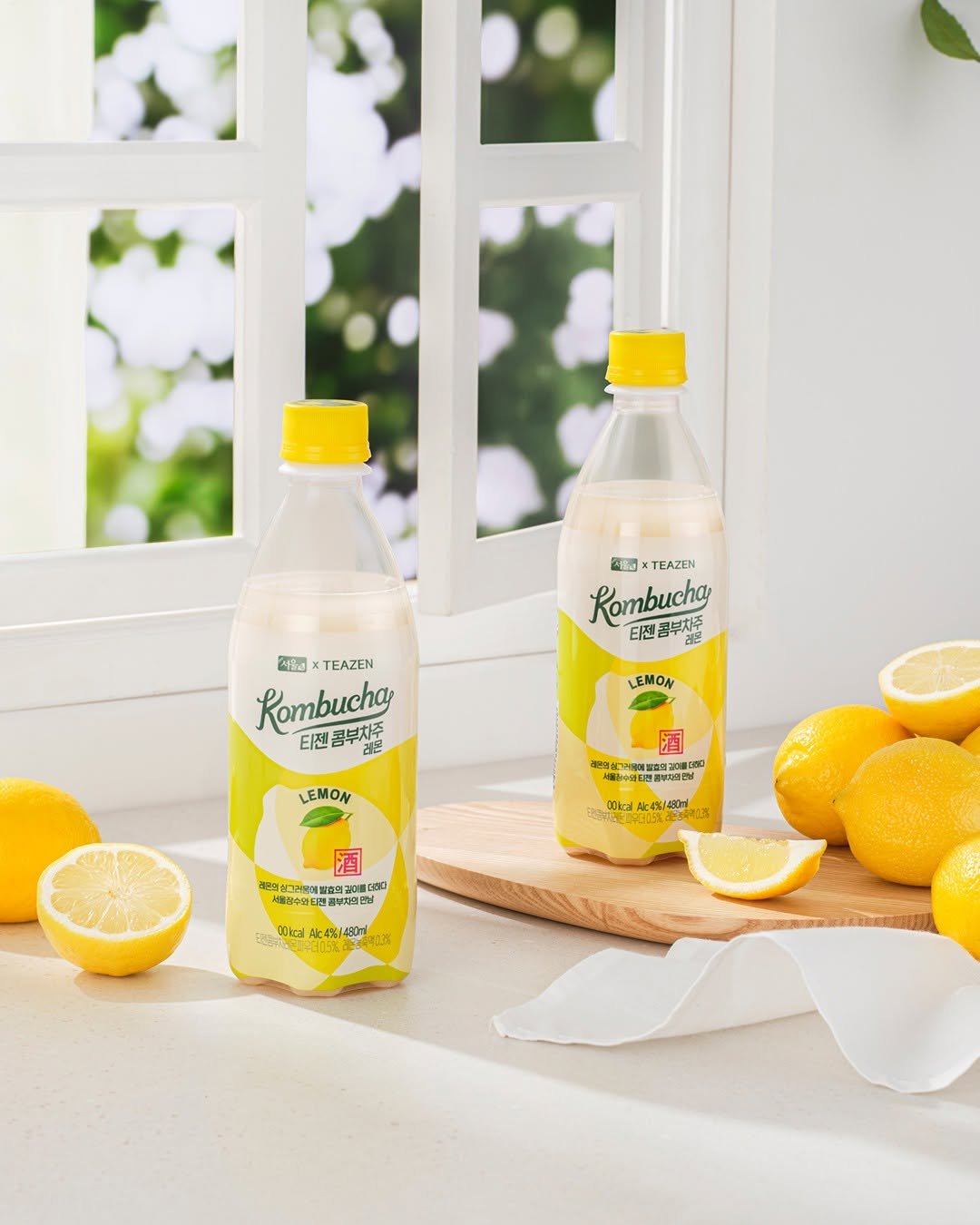 Photo by 티젠 공식 인스타그램 on November 12, 2025. May be an image of medicine, lemonade, bottle, sparkling water, juice and text.