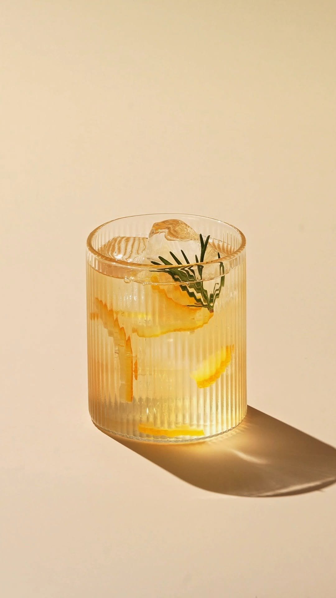 teazenofficial 게시물 이미지: 뭐했다고 10월이야..🍂
어느덧 찾아온 가을과 찰떡인 티젠 콤부차...