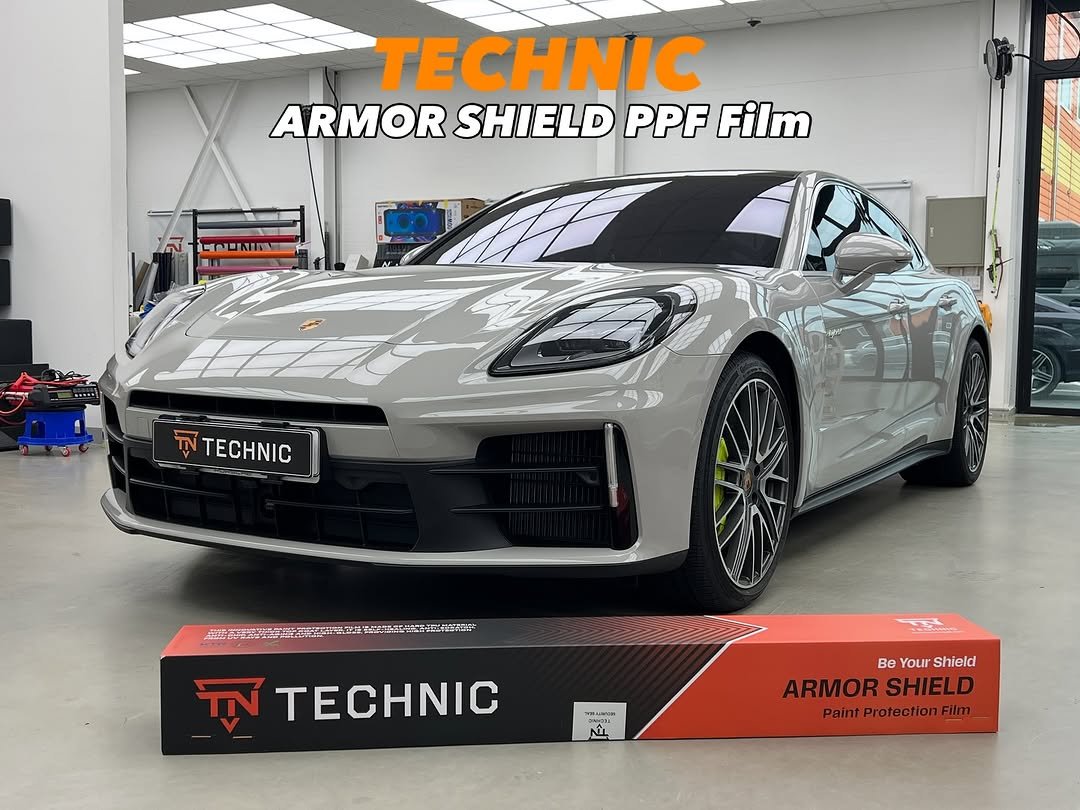 Photo by 박창모 [PPF 랩핑 썬팅] 테크닉 TECHNIC on September 19, 2025. May be an image of car, windshield and text.