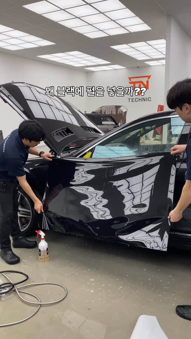 technic_ilsan 게시물 이미지: 자동차 제조사는 왜 펄 넣은 블랙컬러만 출시할까??

도색에 메탈릭/펄이 들어가면...