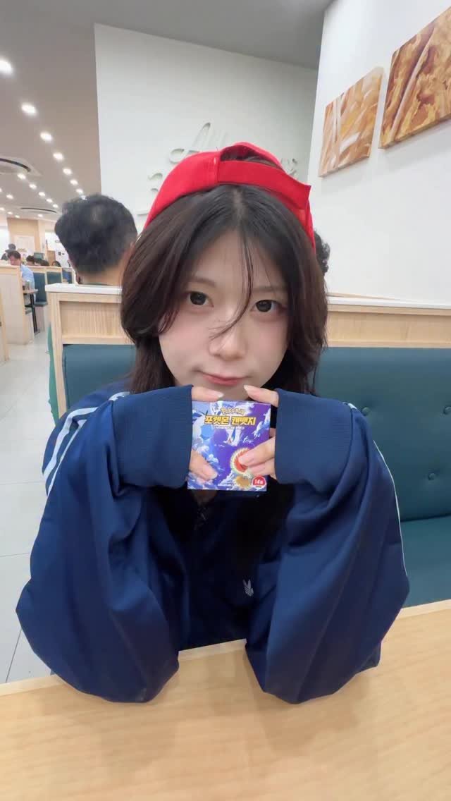 teemo0o_good 게시물 이미지: 포켓몬이 좋아서 샤브올데이에 간 사람..
포켓몬 좋아하면 이번에 무조건...
