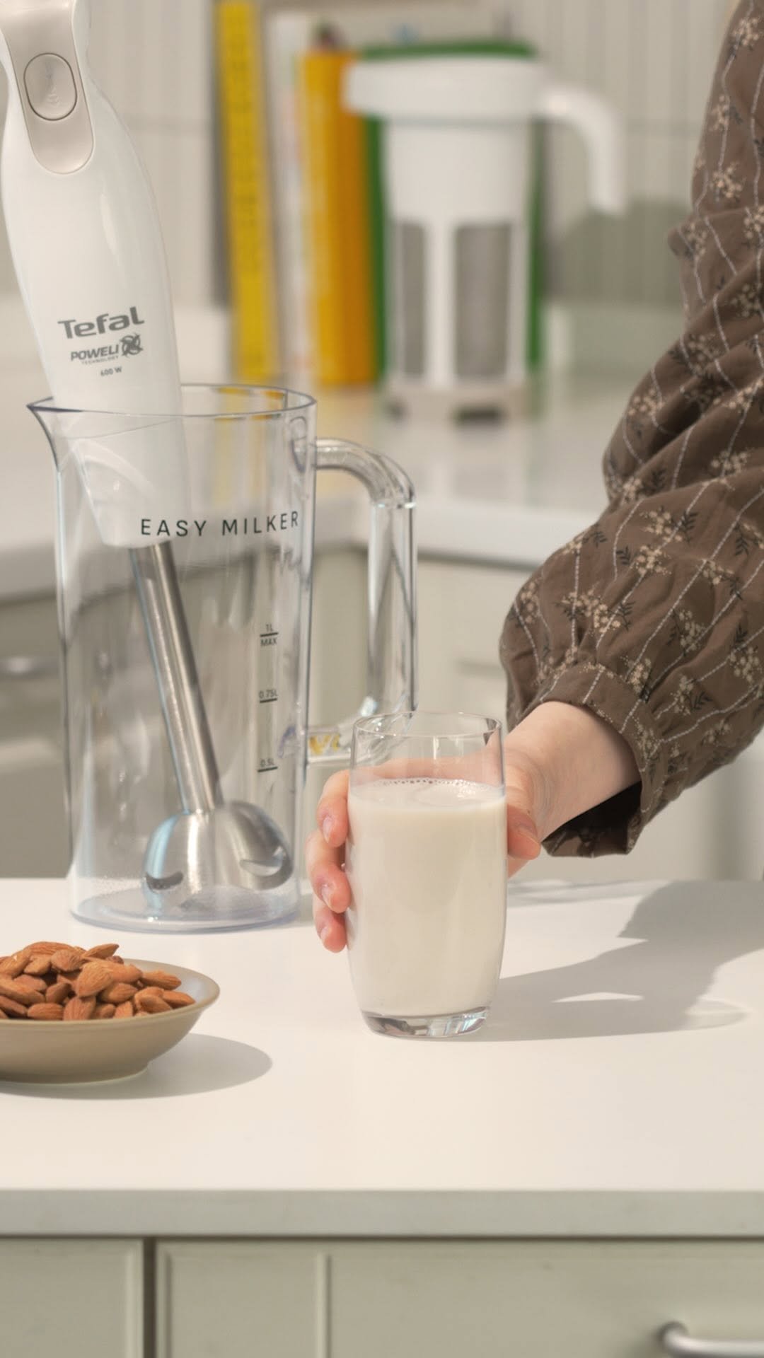 tefal_kr 게시물 이미지: 집에서 식물성 음료 만들어보고 싶지만 
막상 하려니 복잡할 것 같아 
괜히...