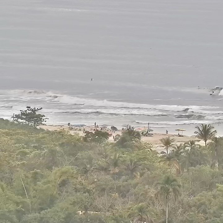 temasonda 게시물 이미지: 01/01 🌊🏄‍♂️🏄

Primeiro dia do ano com muito...