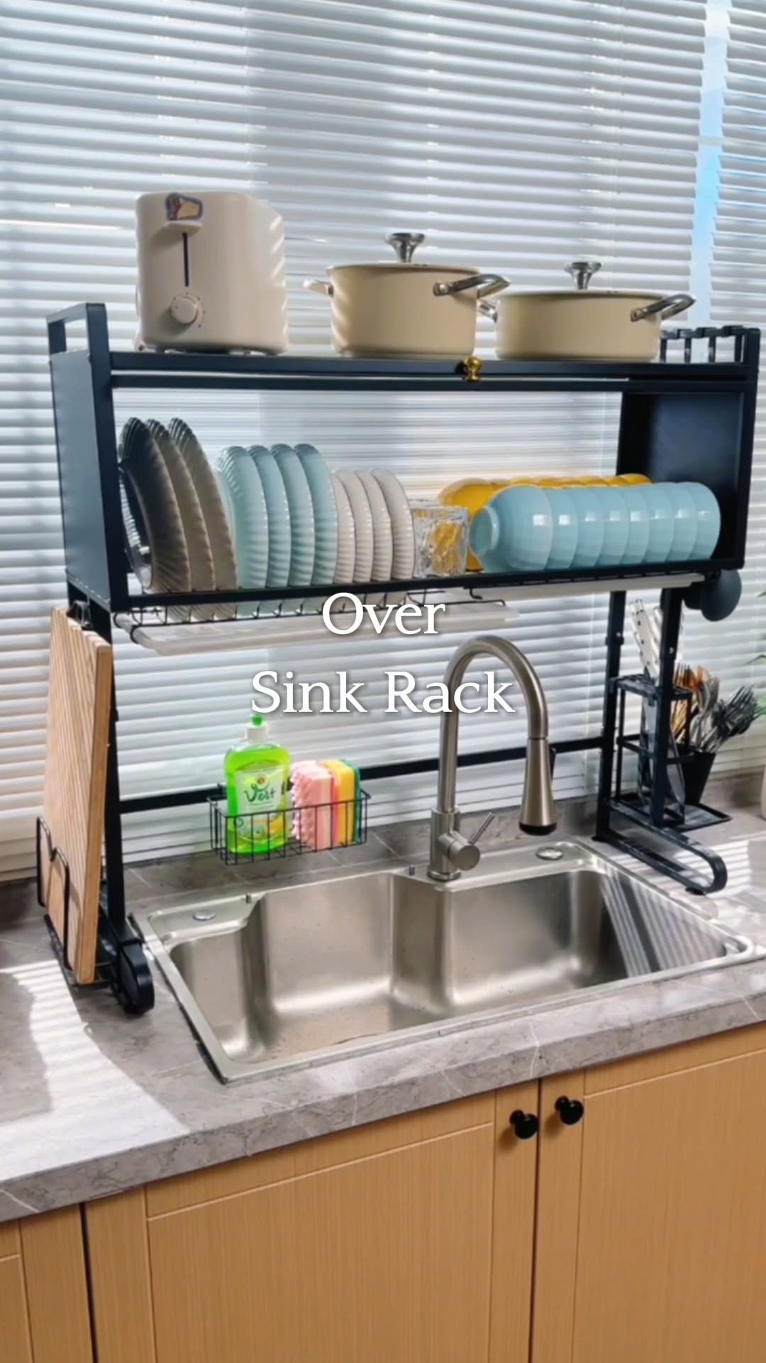 temu 게시물 이미지: 🍽️ Dry smarter, save space. This over-the-sink...