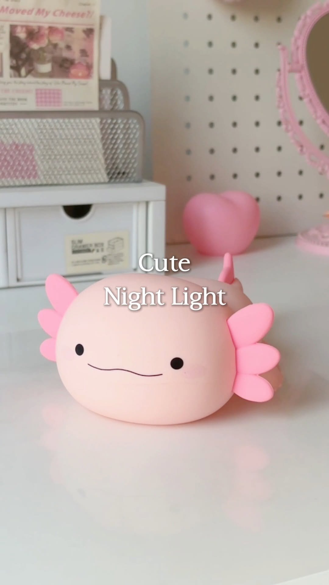 temu 게시물 이미지: 🌙 A cute axolotl night light that glows softly...