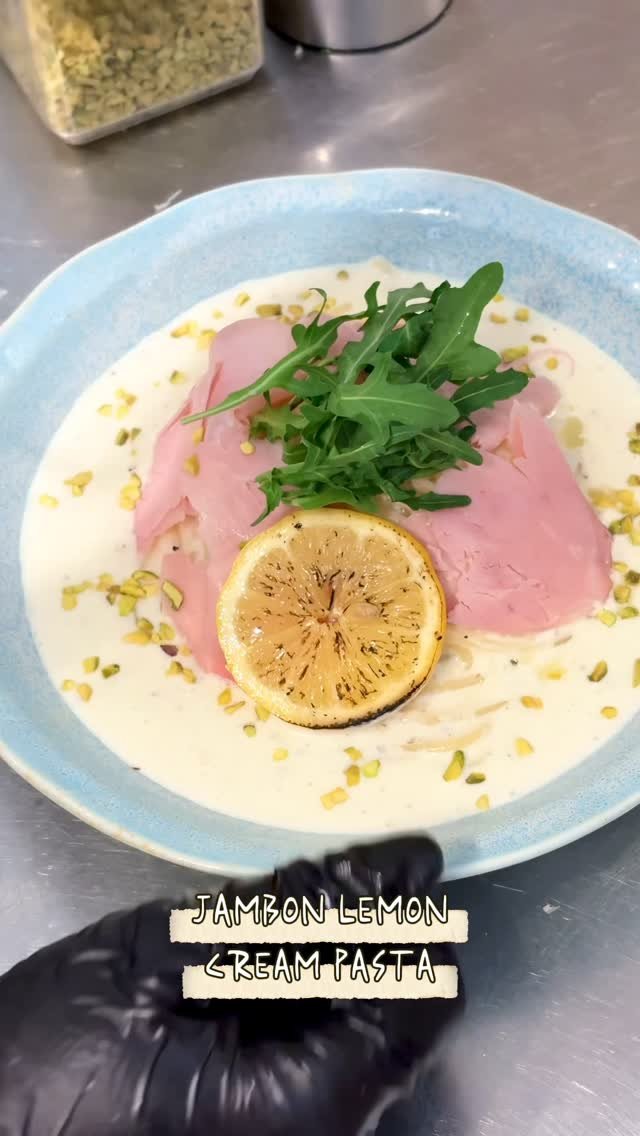 territory_official_ 게시물 이미지: 생레몬을 직접 짜서 만들어 상큼하고 꼬수운 텔톨만의 깔끔한 레몬크림과 소금집 잠봉,...