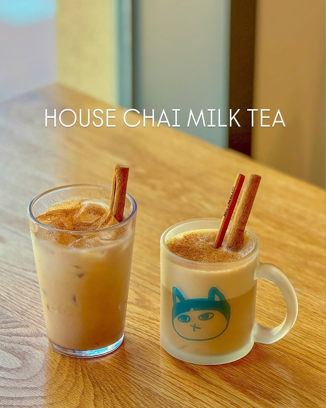 Photo shared by 송도 브런치 카페 테리토리 on November 03, 2025 tagging @territory_official_. May be an image of tea, chocolate milk, smoothie and text that says 'HOUSE CHAI MILK TEA'.