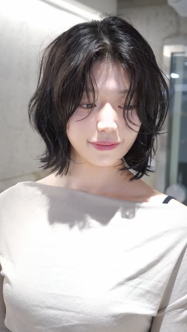 tg_leechan 게시물 이미지: 얼굴형과 분위기에 어울리는 #빈티지펌 

.

단발/중단발엔 길이설정이 가장...