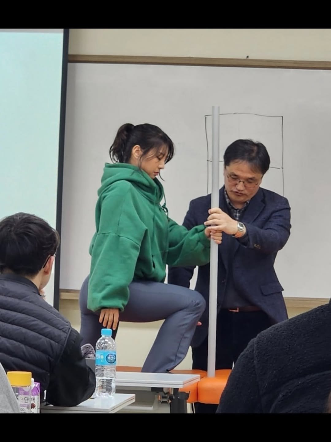 th_dudx 게시물 이미지: 꾸준히 사랑하라

4월도 모두들 화이팅🌱