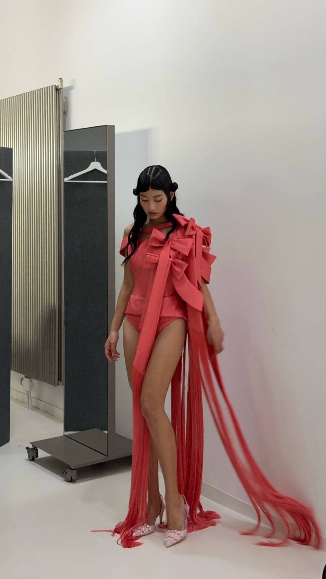 thanya 게시물 이미지: Loved all the looks!! ✨✨ @tushmagazine...