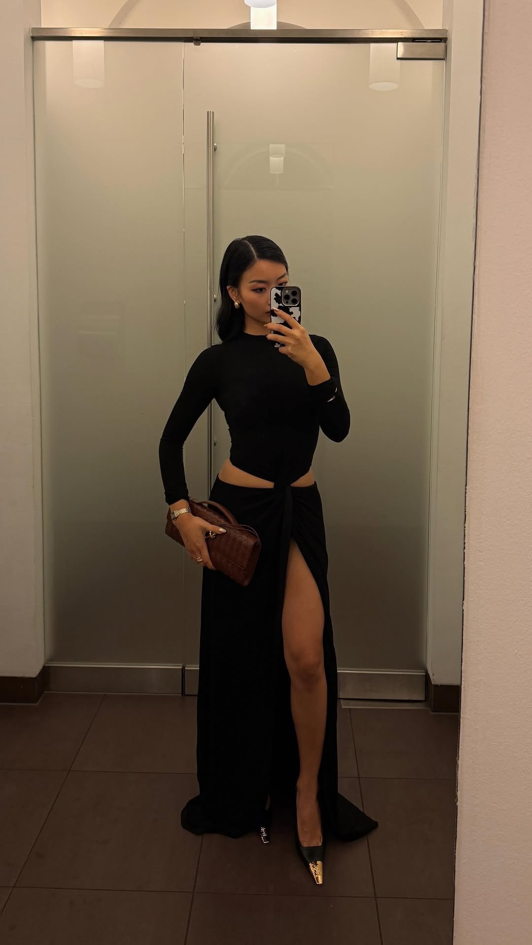 thanya 게시물 이미지: this will never be normal to me