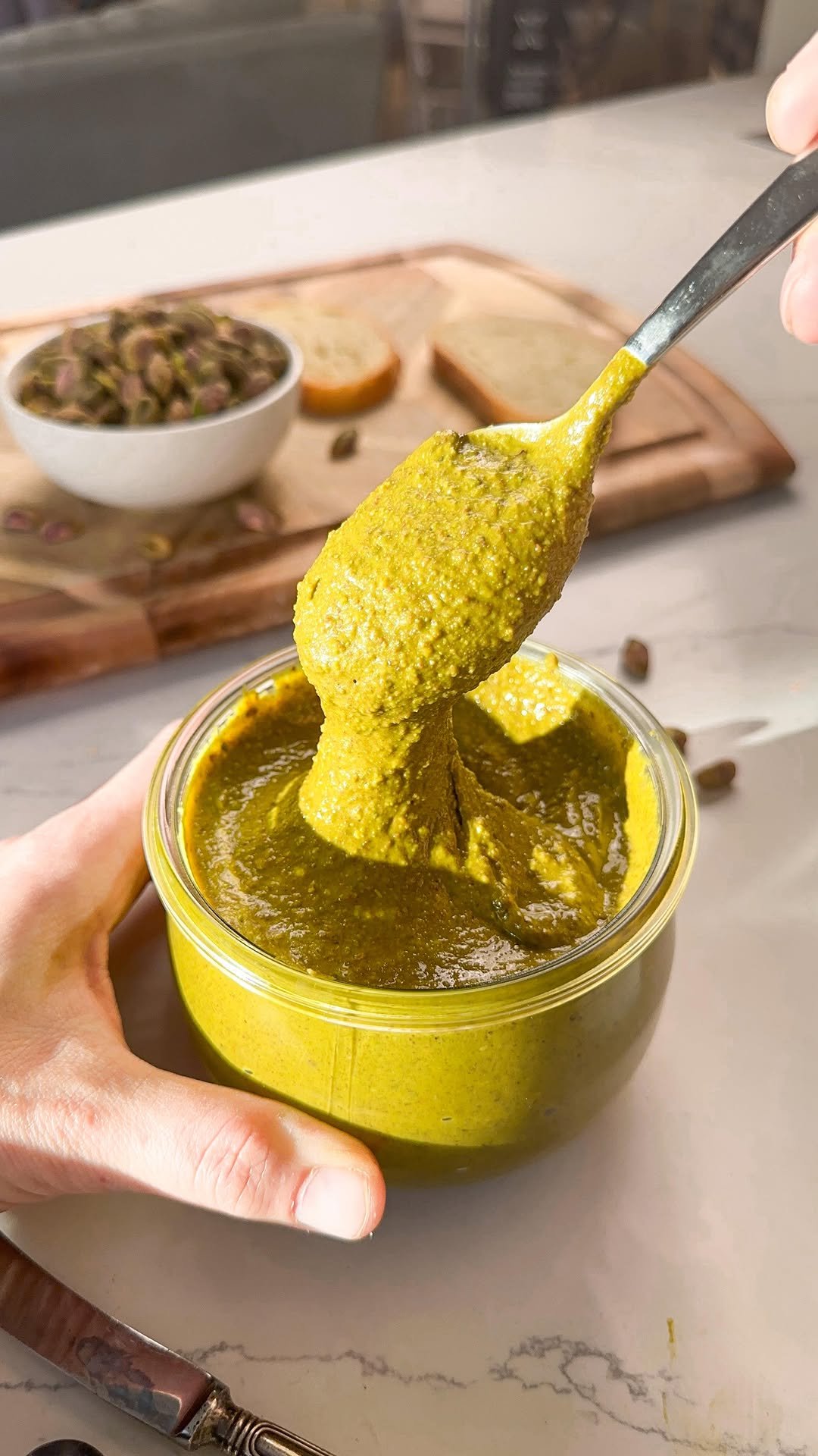 that.veganbabe 게시물 이미지: Pistachio Butter is the ULTIMATE nut butter....