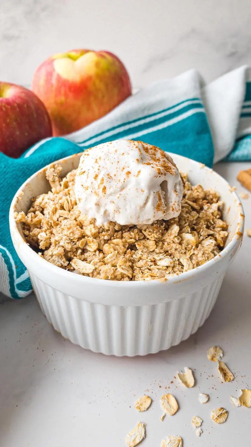 that.veganbabe 게시물 이미지: Healthy 5 MINUTE Apple Crumble 🍎

This is the...