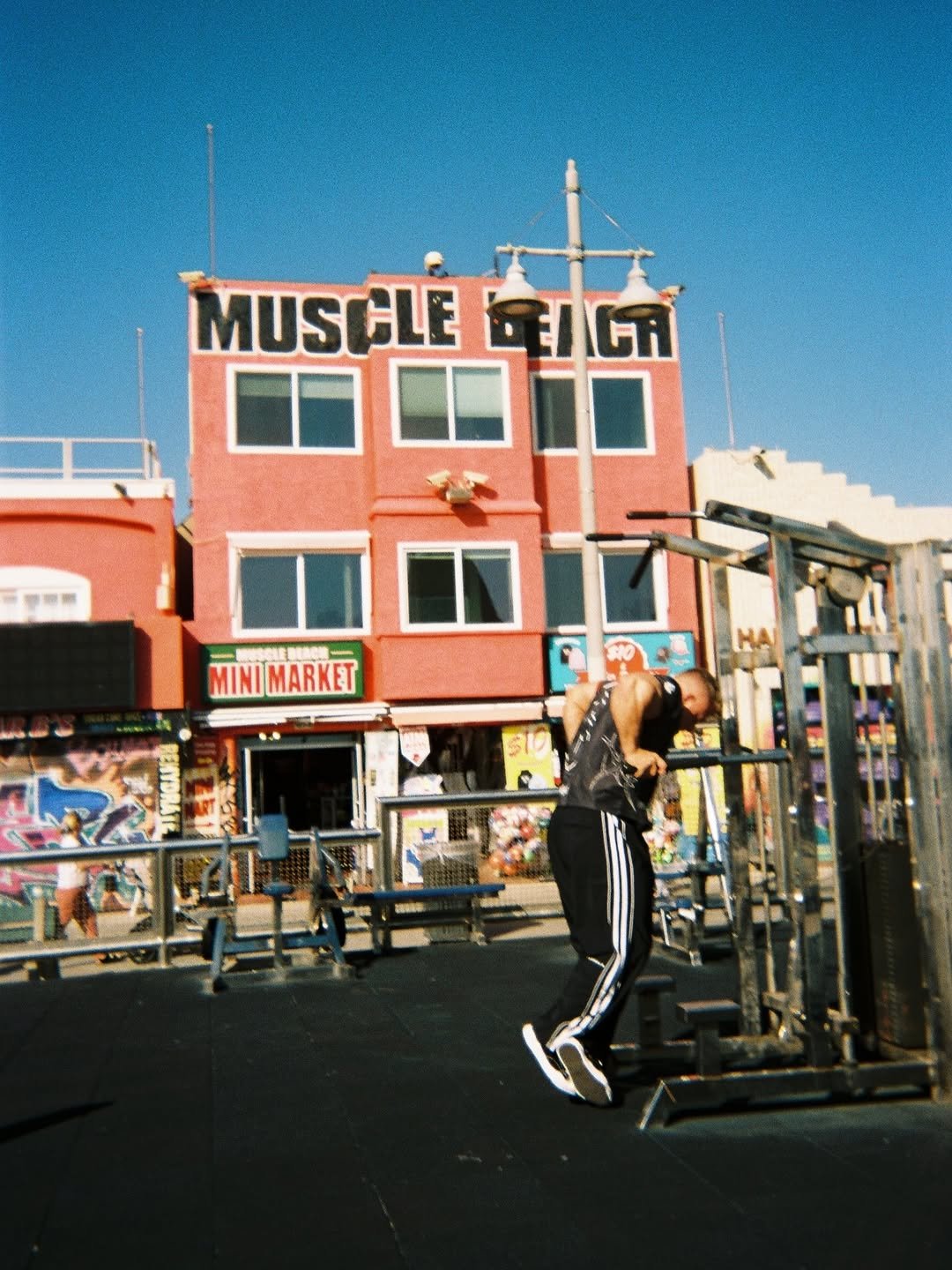 the.miraclebear 게시물 이미지: Cali pump