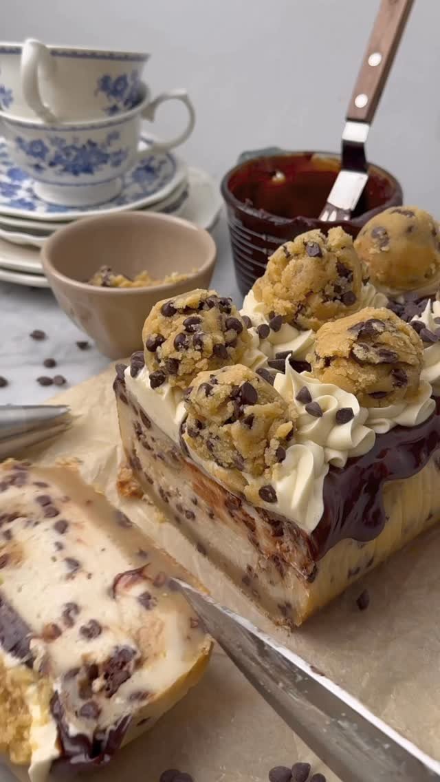 the_bananadiaries 게시물 이미지: Small Batch MOLTEN Cookie Dough Basque...