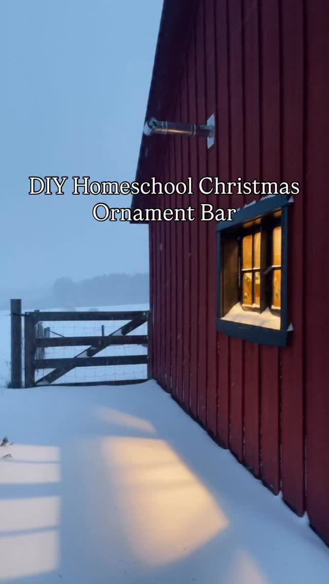 the_frenchiefarm 게시물 이미지: The holidays are officially here, and I’m...