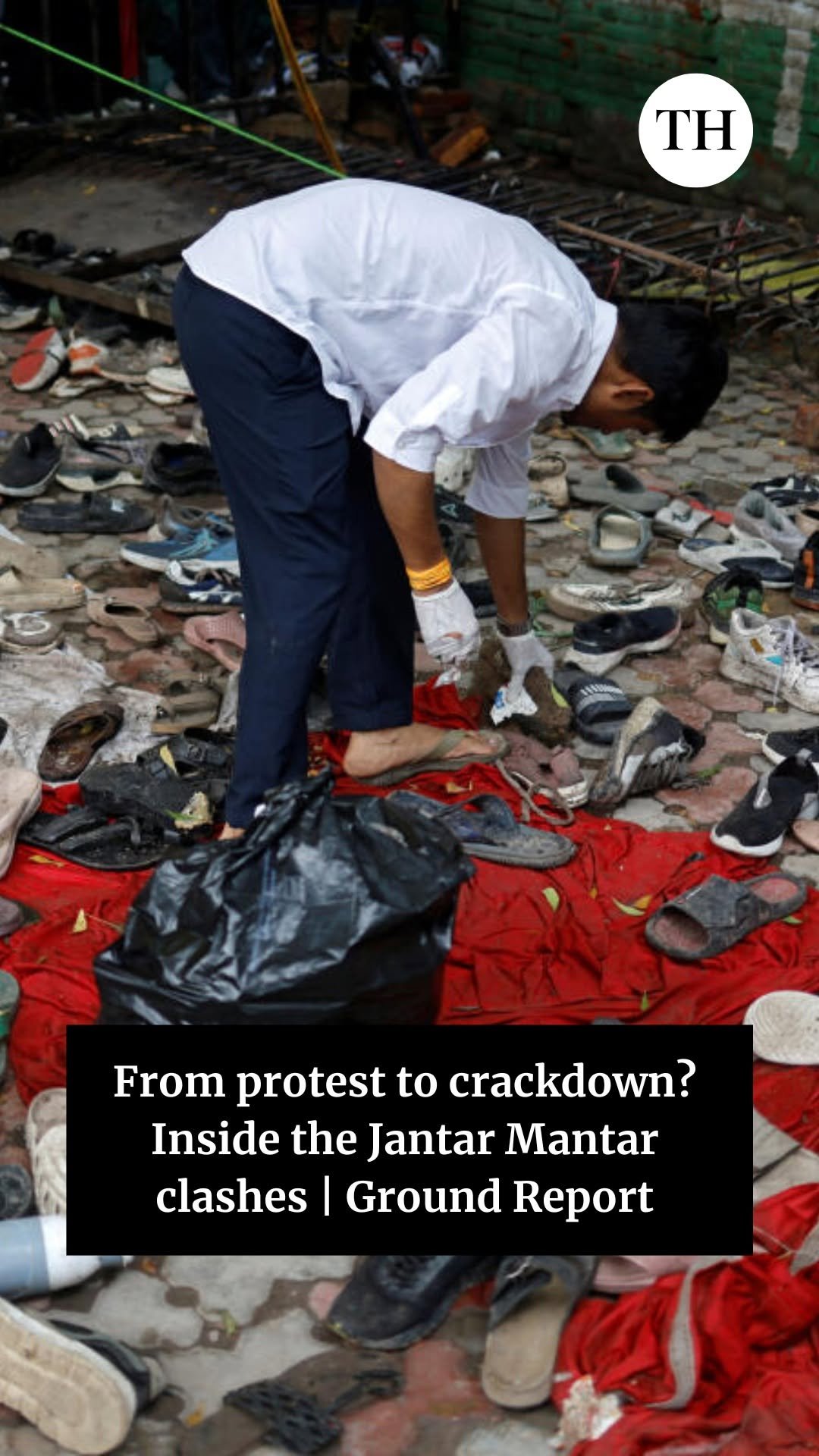 the_hindu 게시물 이미지: #Watch | Tensions flared at Jantar Mantar in...