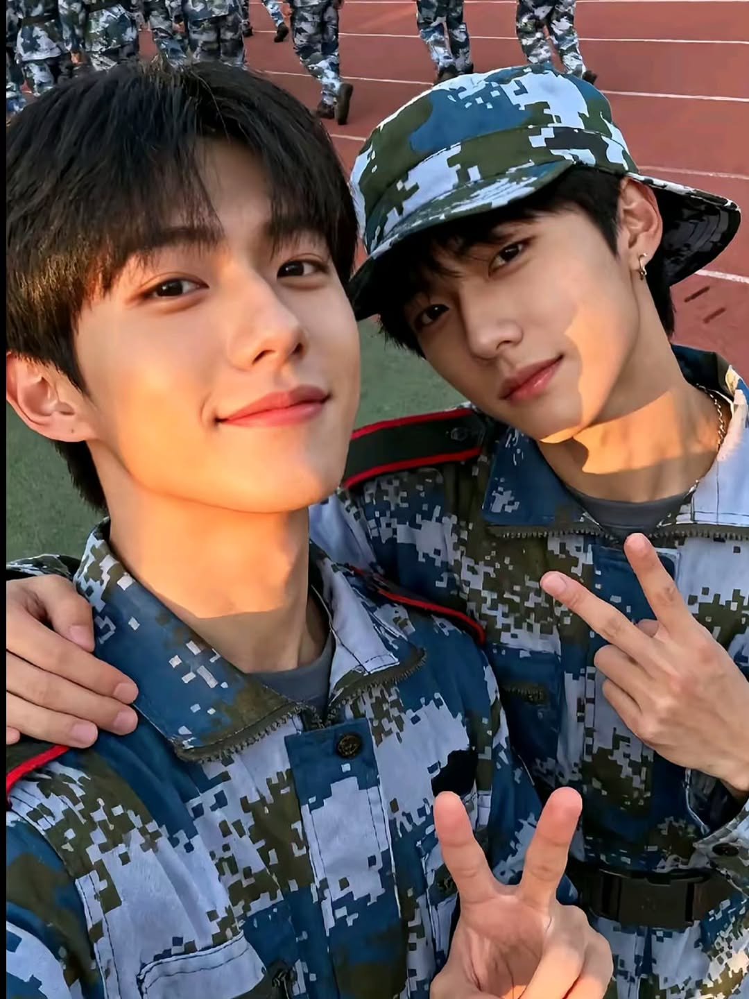 Photo by Anh205 on October 04, 2025. May be an image of 1 person and text.