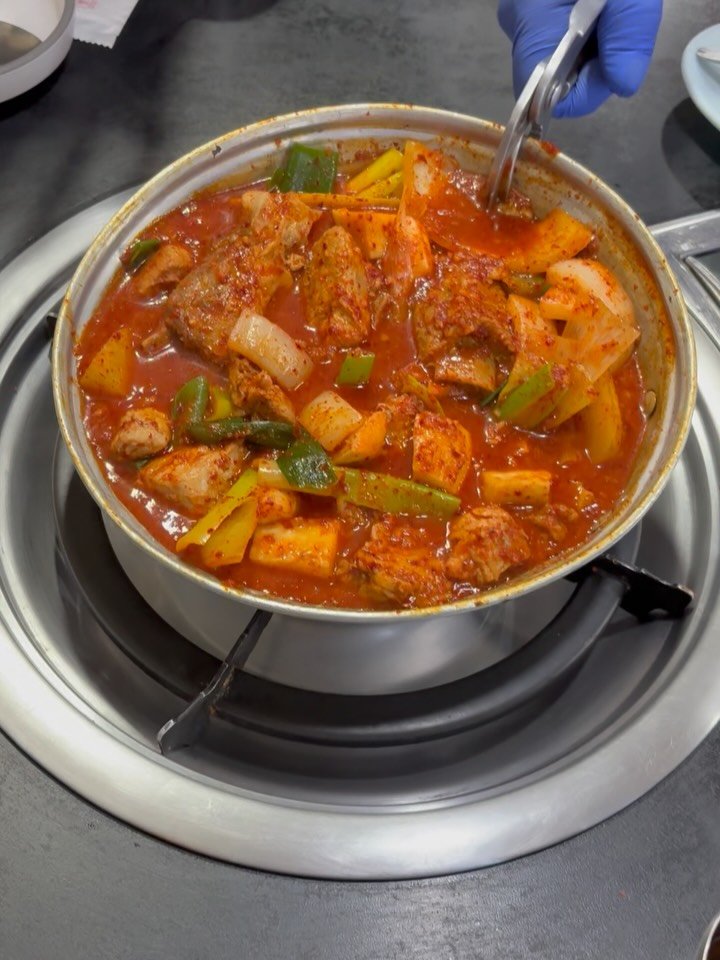 thebiggestbaby_ 게시물 이미지: 주기적으로 매운갈비찜 찾는 1인… (혈당스파이크를 찾아서;;)

그 중에서도...