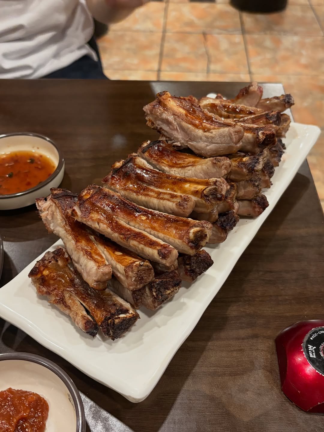 thebiggestbaby_ 게시물 이미지: 쪽갈비 1키로 38,000원… 비오는날 너무 잘 어울리는 김치수제비까지… 여기 은근...