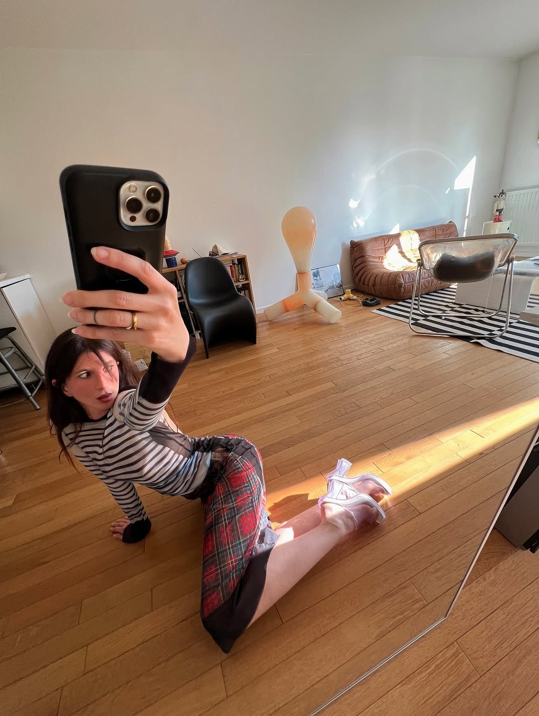 Photo by Laberiane Ponton on July 09, 2025. May be an image of 1 person and phone.