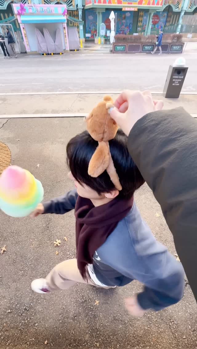 theboyz_officl 게시물 이미지: 🧚‍♂️🫧

#THEBOYZ #더보이즈
#ERIC #에릭