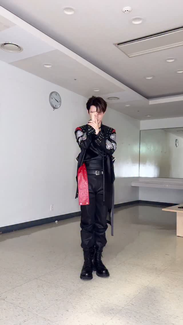 theboyz_officl 게시물 이미지: 히릿 2025ver 

#THEBOYZ #더보이즈 
#Q #SUNWOO