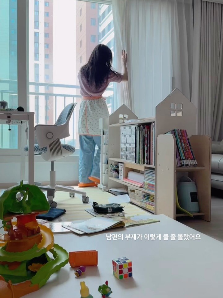 thecalmmomlife 게시물 이미지: 남편 출장 열흘째…^^
드디어 이번 주 금요일이면 돌아옵니다!

솔직히 아이들도...