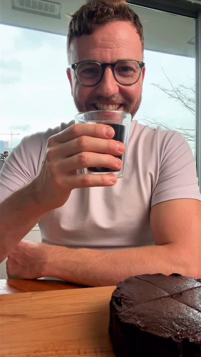 thechefoutwest 게시물 이미지: High protein dark chocolate cheesecake...