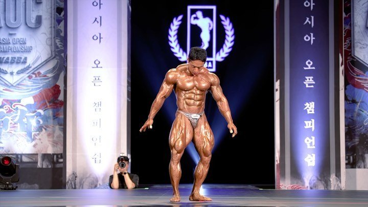 thegiantkiller_ifbbpro 게시물 이미지: 2023 나바 aoc 프로전 자유포징🙏
-
-
#나를_바꾸는_나바 
#나바코리아...