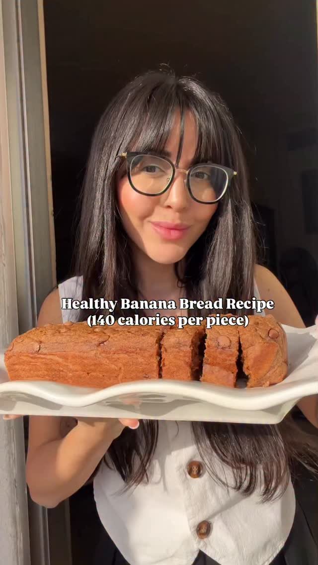 thehealthyhabitbyracha 게시물 이미지: Favorite Banana Bread Recipe 😊

🔹Wet...