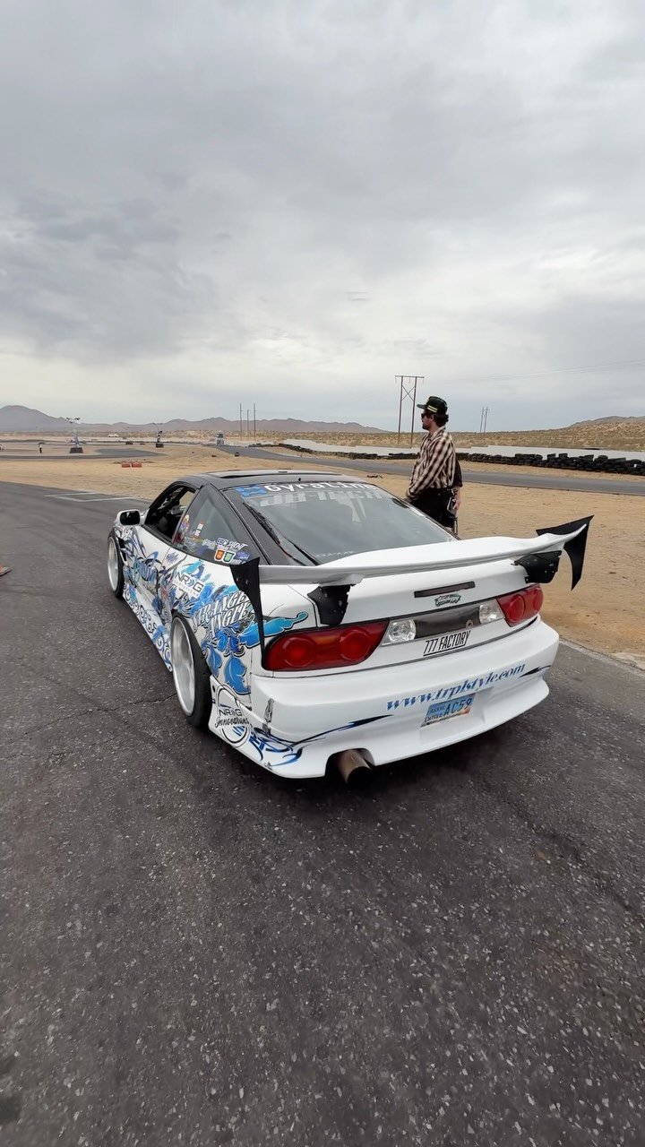 thehoonigans 게시물 이미지: Let’s settle this. What’s the best drift chassis?