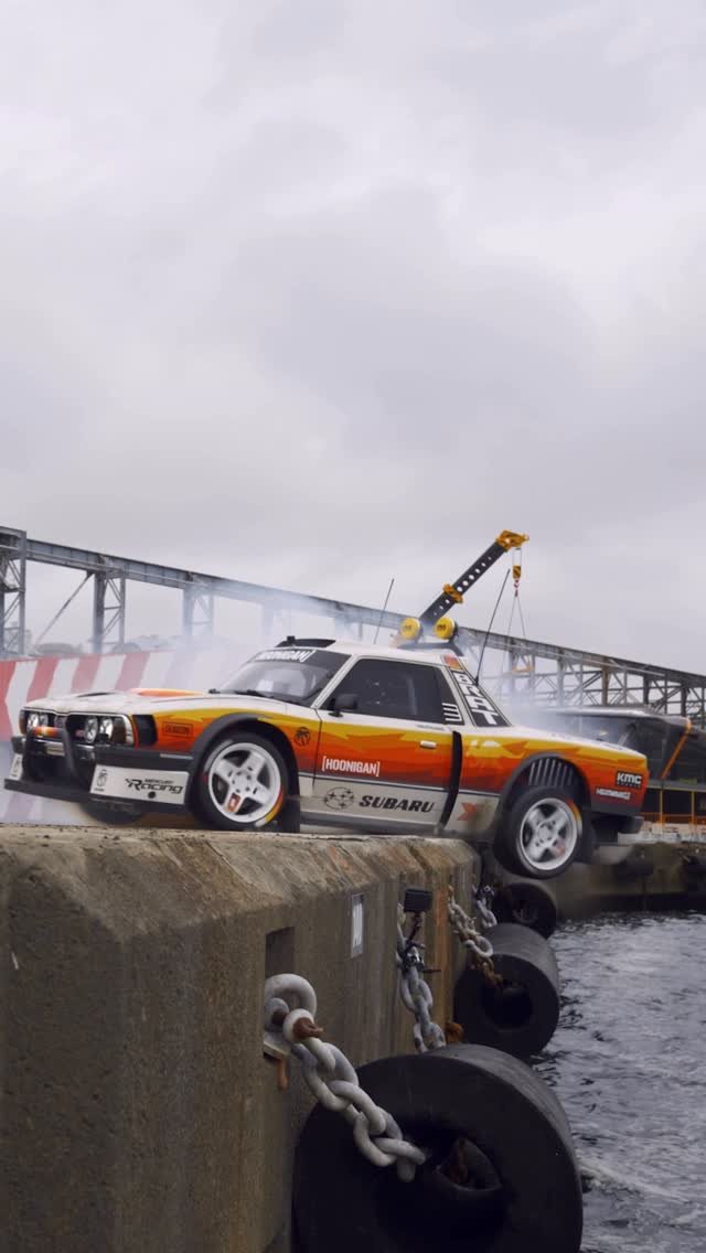 thehoonigans 게시물 이미지: The water’s edge trick has long been a...