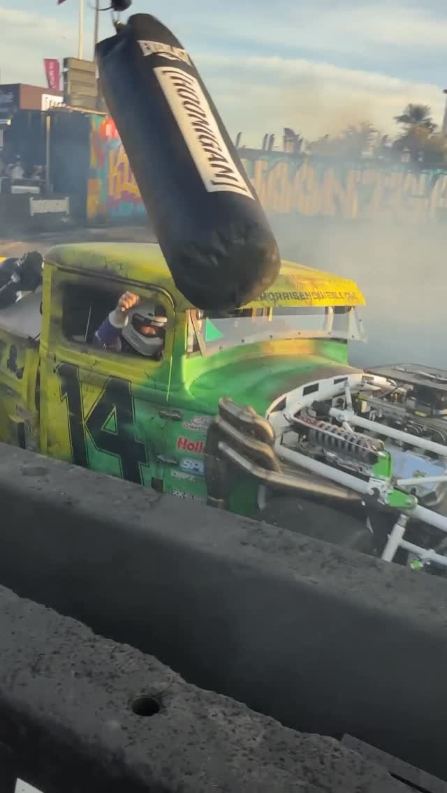 thehoonigans 게시물 이미지: The Burnyard is tight quarters, and it aint...