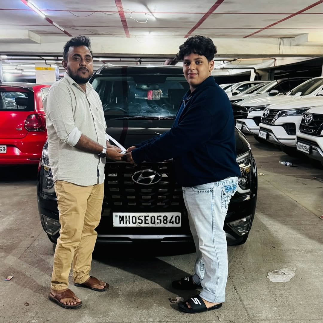 Photo shared by The Jackpot Cars on November 18, 2025 tagging @arfat.zara, @sobansayed06, and @thejackpotcars. May be an image of standing, jeep, sedan, minivan, wheel and text.