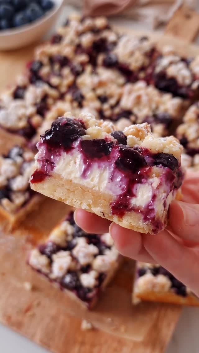 theloopywhisk 게시물 이미지: These taste like a cross between blueberry...