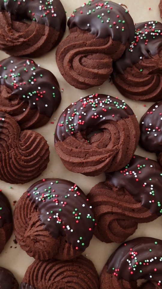 theloopywhisk 게시물 이미지: Officially my new favourite Christmas cookies,...