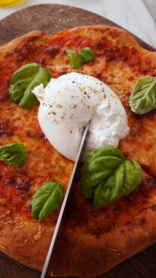 theloopywhisk 게시물 이미지: I still can't believe that this is gluten-free...