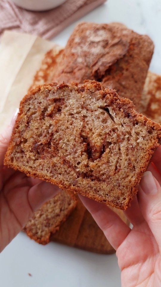 theloopywhisk 게시물 이미지: Officially the best banana bread I've ever...