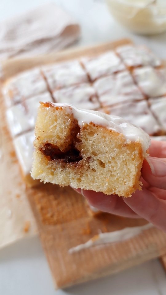 theloopywhisk 게시물 이미지: All the cinnamon roll goodness in soft,...