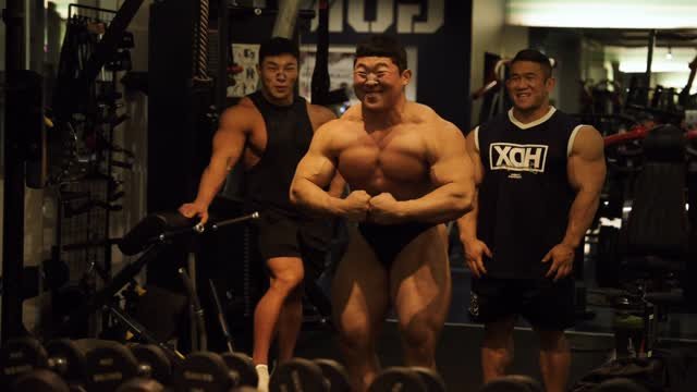 themass_jr 게시물 이미지: D-5월 두분앞에서
