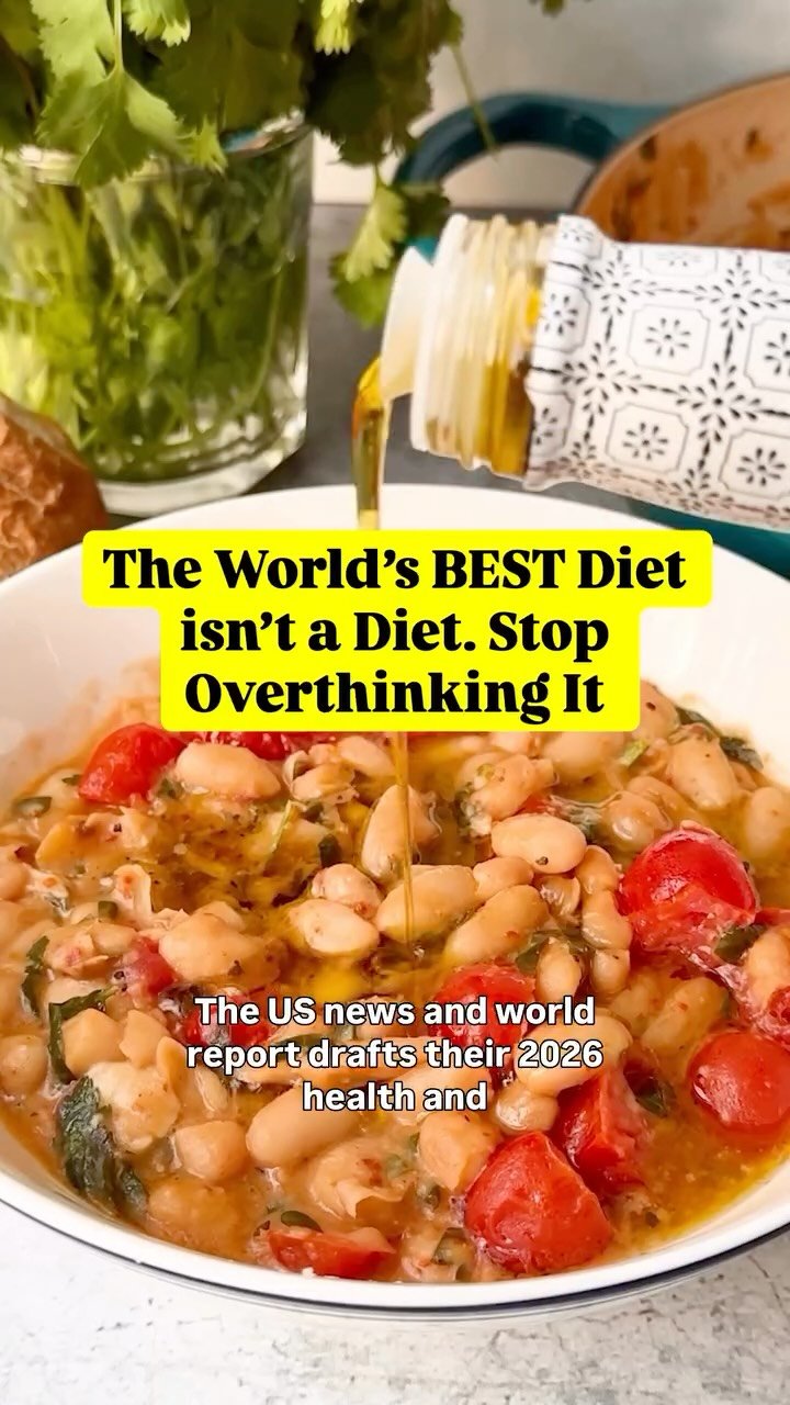 themediterraneandish 게시물 이미지: Want my FREE guide with 30 Mediterranean diet...