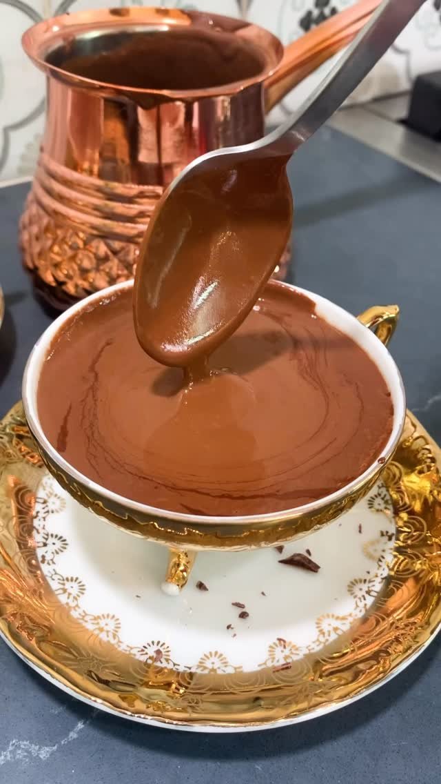 themediterraneandish 게시물 이미지: Italian Hot Chocolate… but make it Christmas...