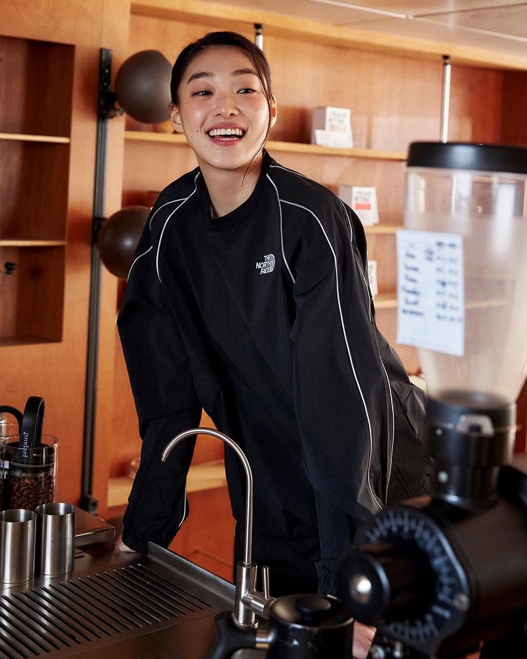 thenorthface_whitelabel 게시물 이미지: ⠀
컬러 블록 포인트와
스포티한 무드의 만남
BRIO CREWNECK
⠀
브리오...