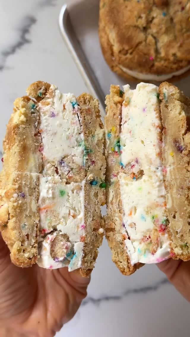 thepurplecupcake_ 게시물 이미지: These no-churn sprinkle cookie ice cream...