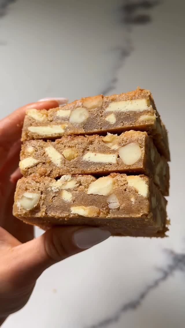 thepurplecupcake_ 게시물 이미지: Vanilla bean white chocolate macadamia nut...