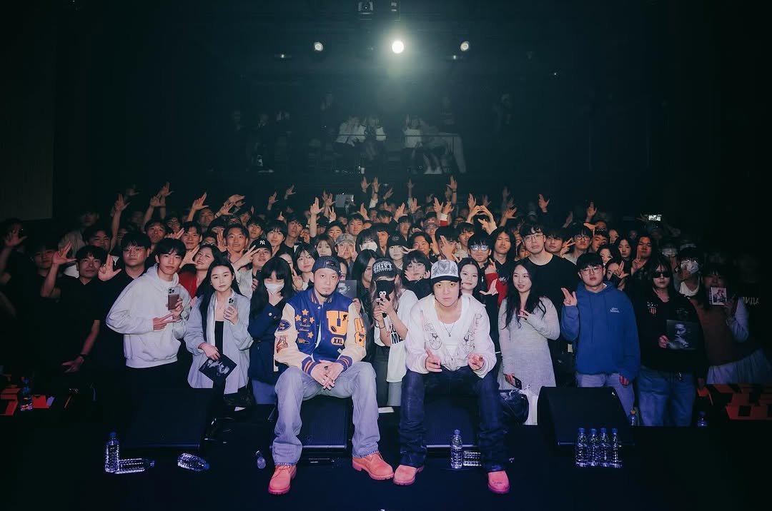 Photo shared by The Quiett on October 24, 2025 tagging @holiship_i, and @rap_house_official. May be an image of crowd, concert and text.